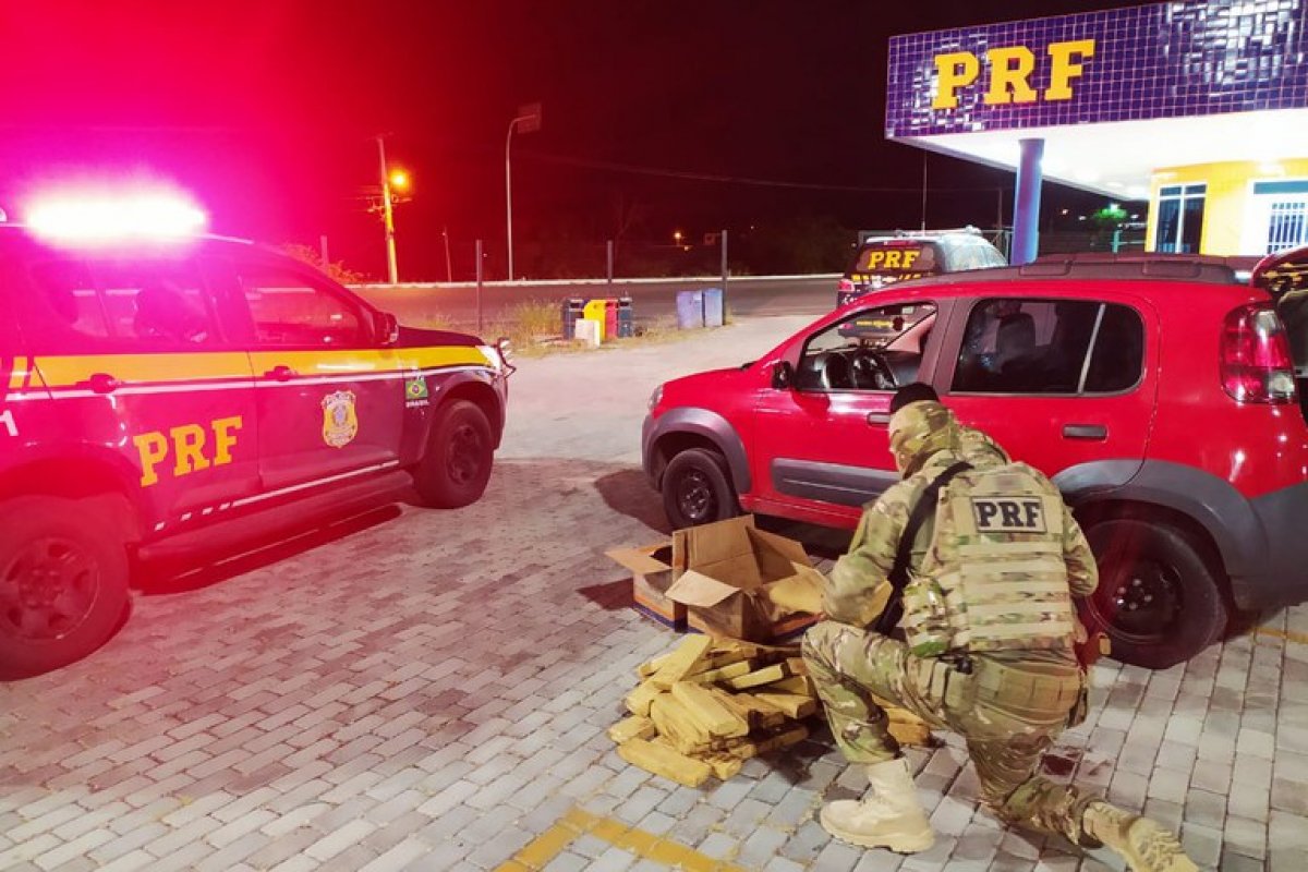 Motorista por aplicativo é preso em Paulo Afonso ao ser flagrado com 51 kg de maconha