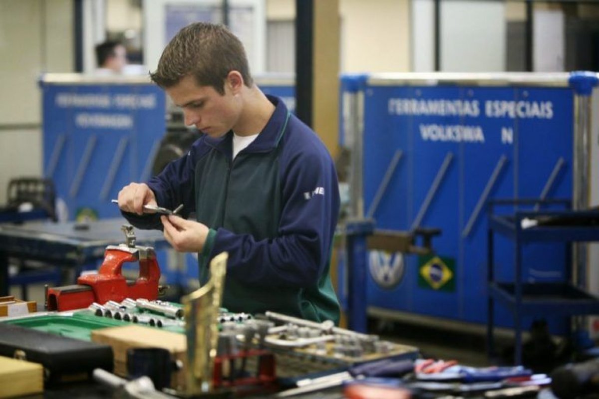 Inscrições com 191 bolsas de estudo para cursos técnicos na Bahia estão abertas