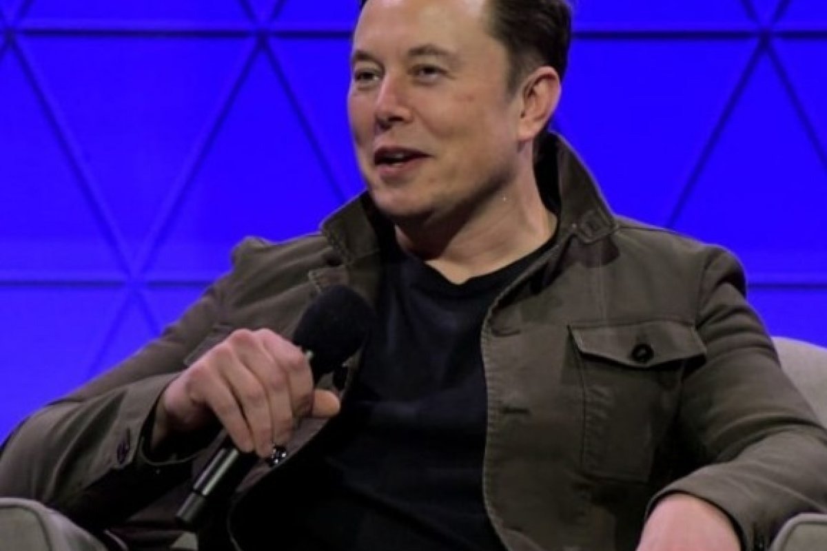 Elon Musk aceita comprar Twitter pelo preço original, diz imprensa dos EUA