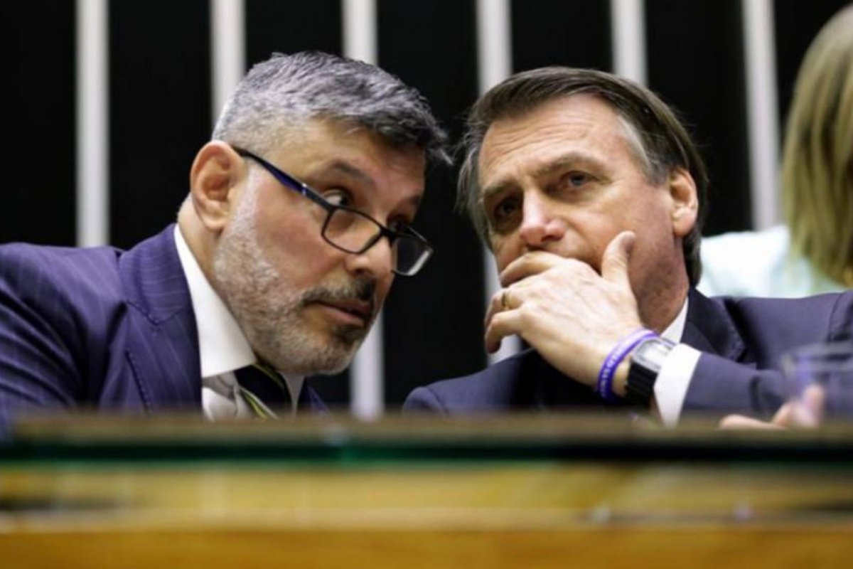 Frota deixa PSDB: ‘Não posso ficar em um partido que apoia Bolsonaro’