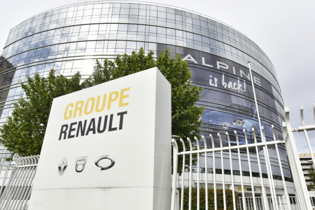 FCA desiste de fusão com Renault