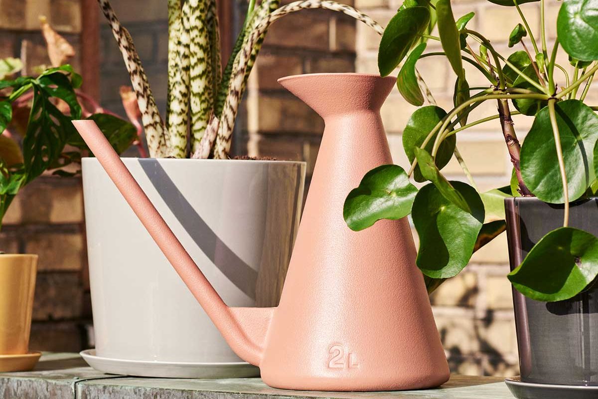 Primavera chegou: veja 3 peças de design para estilizar ambientes ao ar livre!