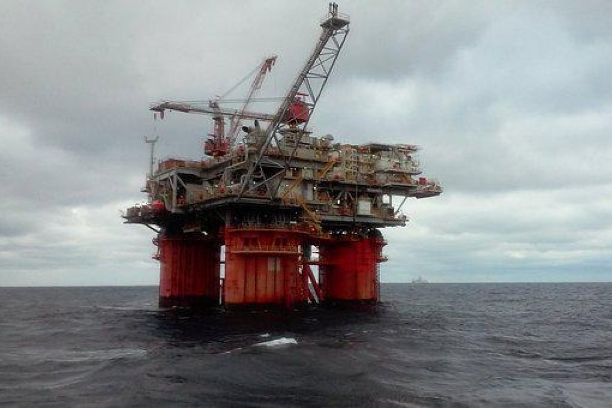 Opep confirma corte na produção de petróleo em 2 milhões de barris por dia