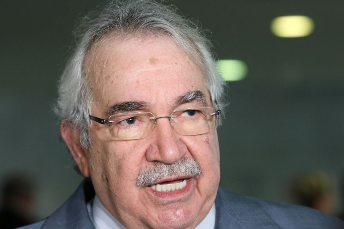 Presidente do TST, Emmanoel Pereira tem pedido de aposentadoria assinado