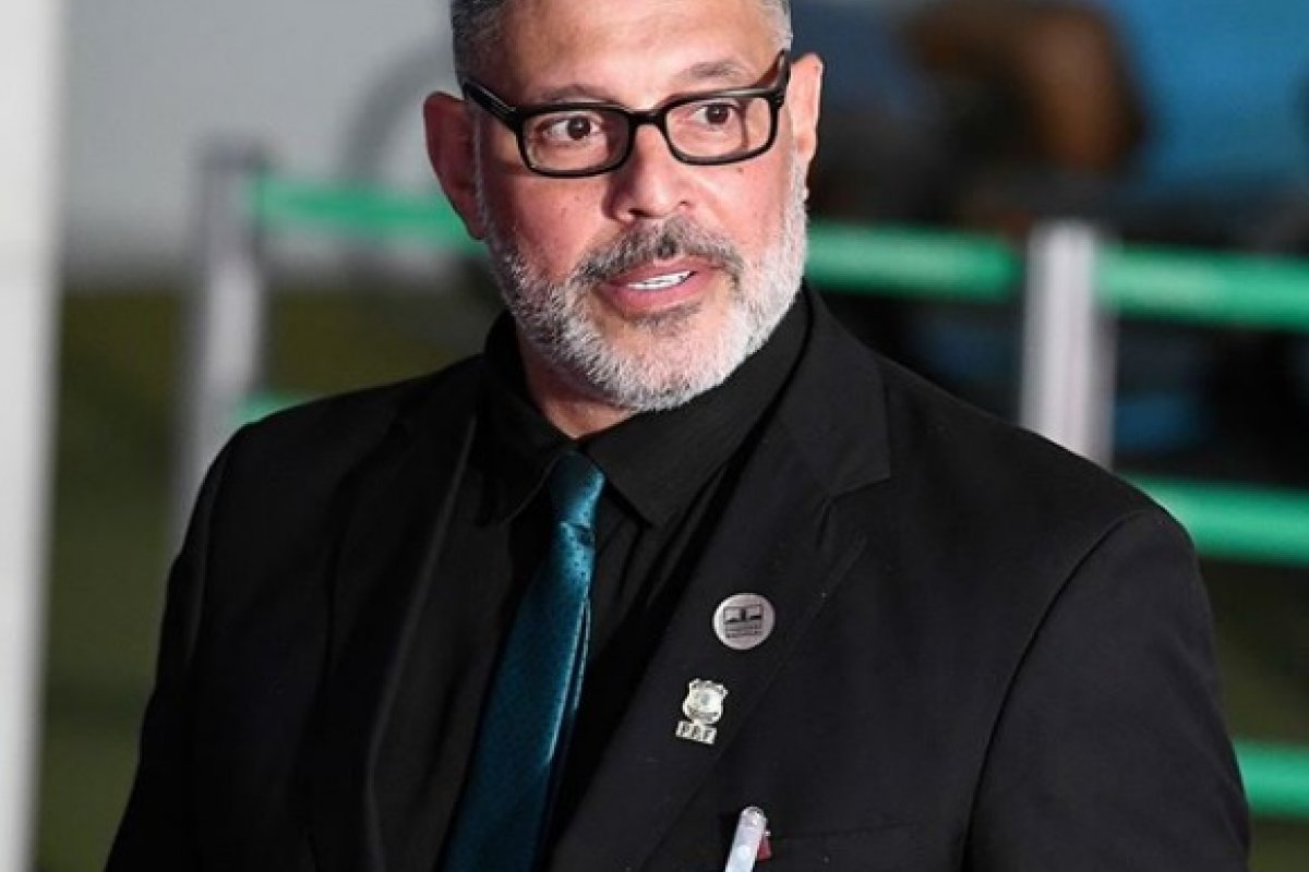 Em rede social, Alexandre Frota divulga que flagrou deputada fazendo sexo em sala da CCJ