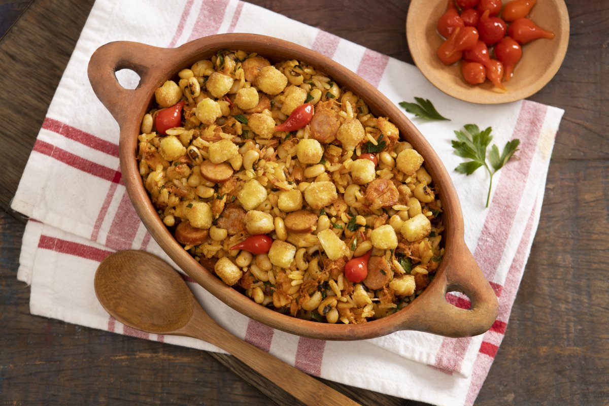 Dia do Nordestino: saiba como fazer uma versão prática do clássico Baião de Dois!