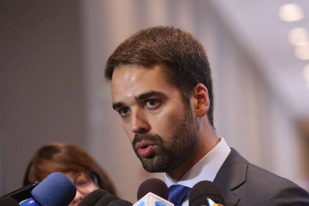 Eduardo Leite decide se manter neutro na disputa presidencial: 'não vou abrir meu voto'