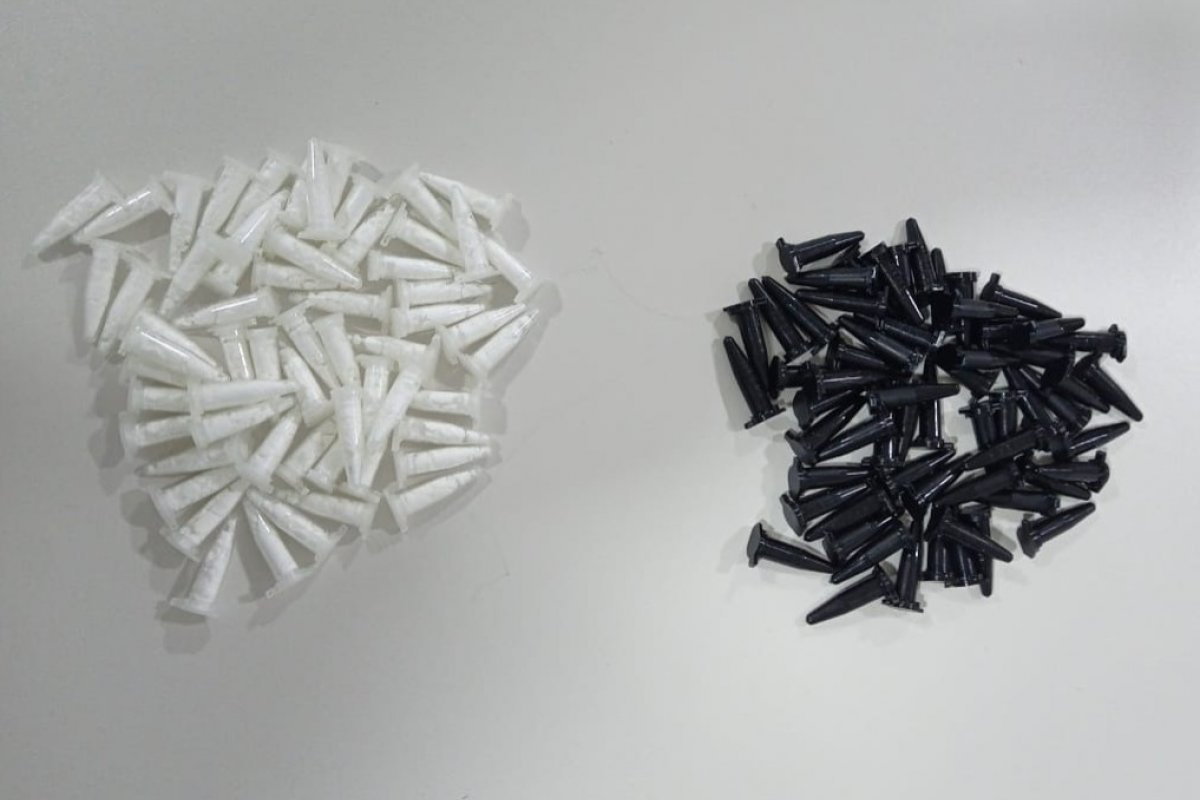 Homem é preso com 100 pinos de cocaína na Região Metropolitana de Salvador