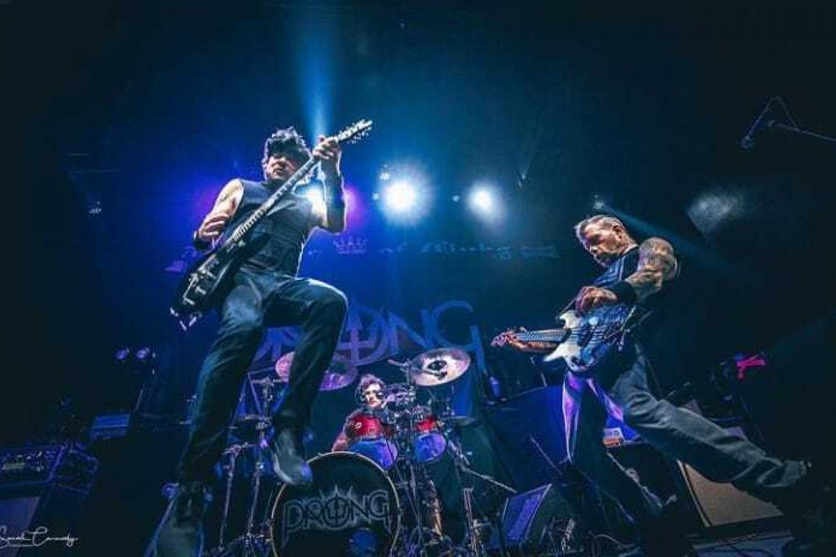 Prong: após 36 anos, banda estreia no Brasil com show único