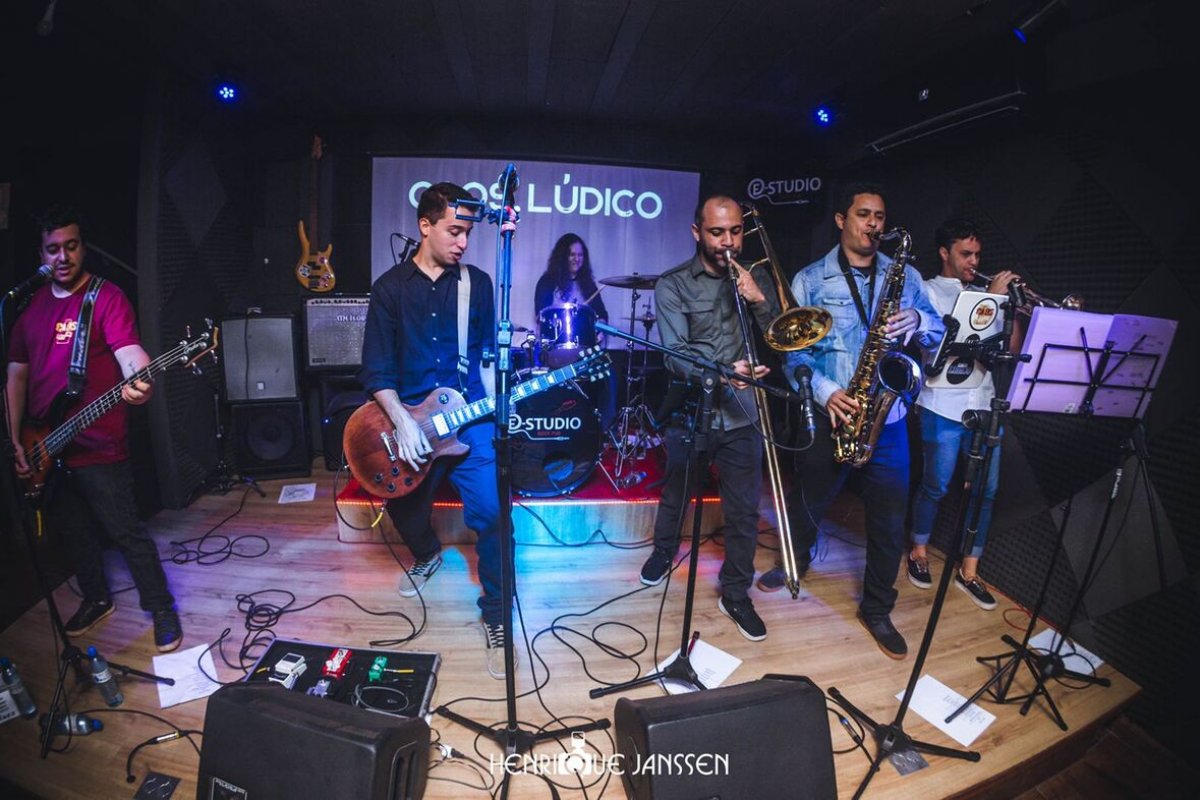 Caos Lúdico fala de união e responsabilidade em novo single 'Já não dá mais'