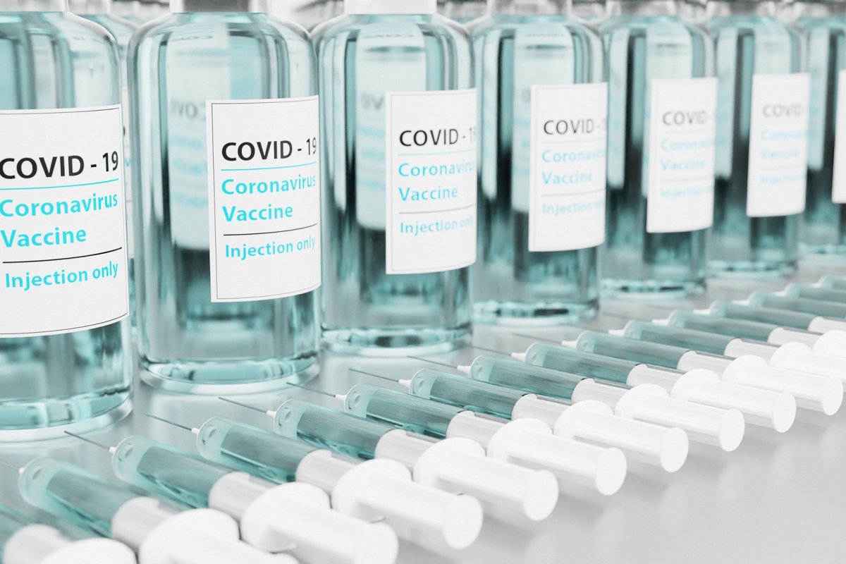 Vacina mRNA contra Covid-19 aumenta risco de morte por problemas no coração