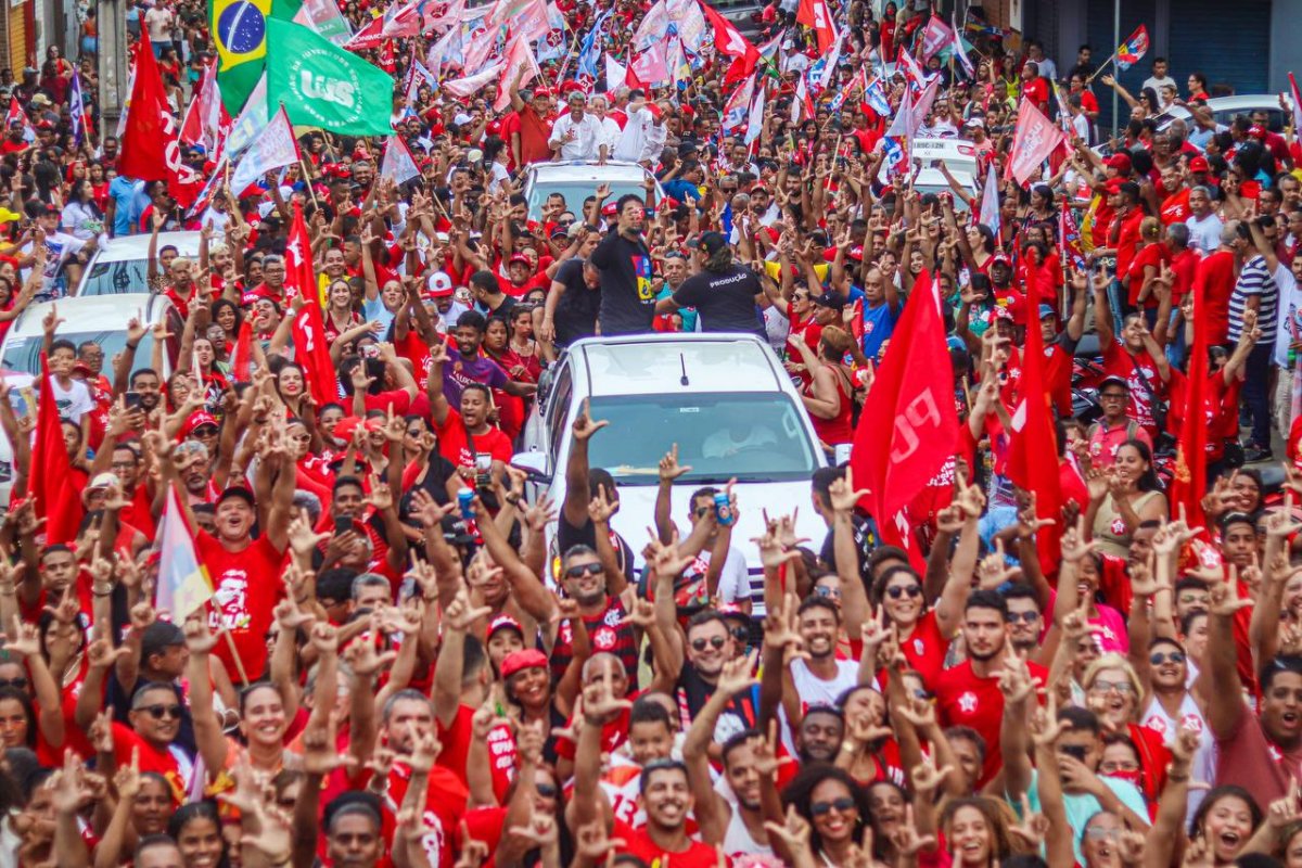 Jerônimo afirma que investirá em educação e criará oportunidades para jovens
