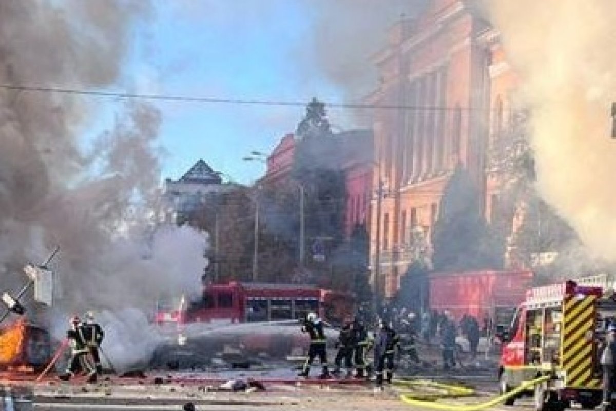 Embaixada brasileira na Ucrânia faz alerta após bombardeios russos