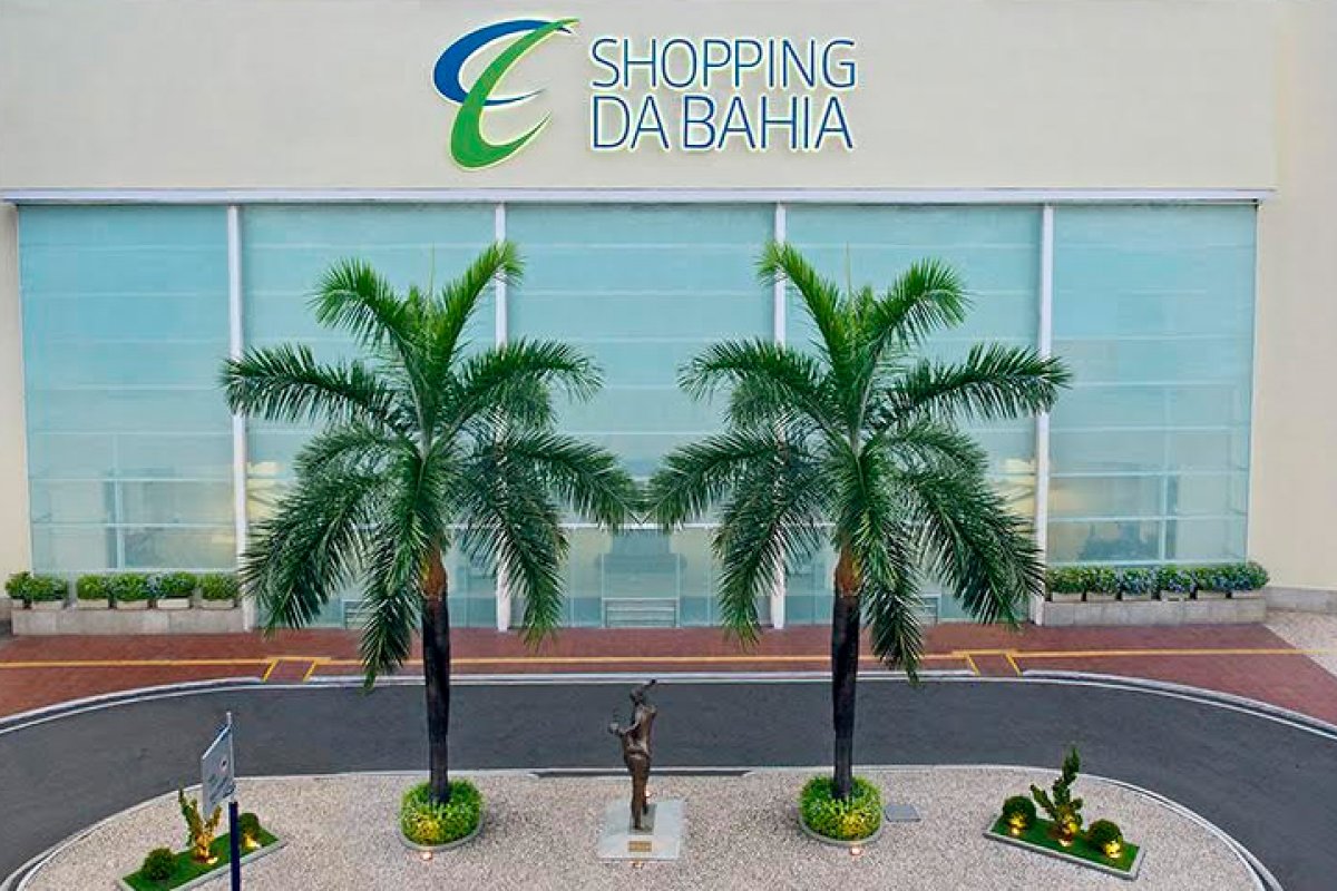 Em Salvador, shoppings funcionam normalmente na quarta-feira (12)
