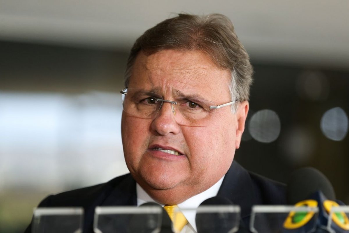 Vídeo: "O apoio do MDB a Jerônimo foi uma grande vitória da candidatura" diz Geddel Vieira Lima