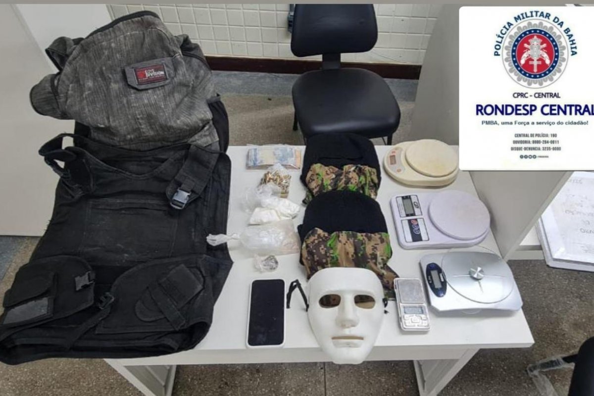 Suspeito de tráfico de drogas é preso em flagrante em bairro de Salvador