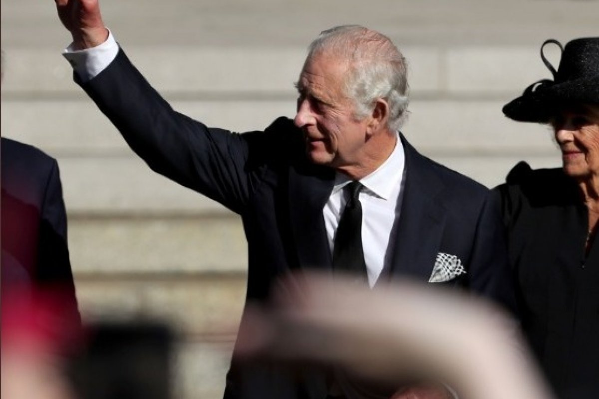 Coroação do rei Charles III será no dia 6 de maio de 2023, anuncia família real