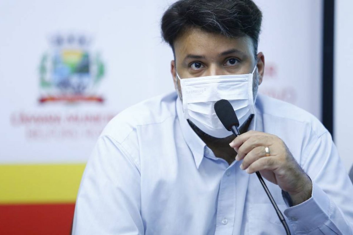 Secretário municipal de saúde do RJ é acusado de cobrar apoio à Lula dos servidores