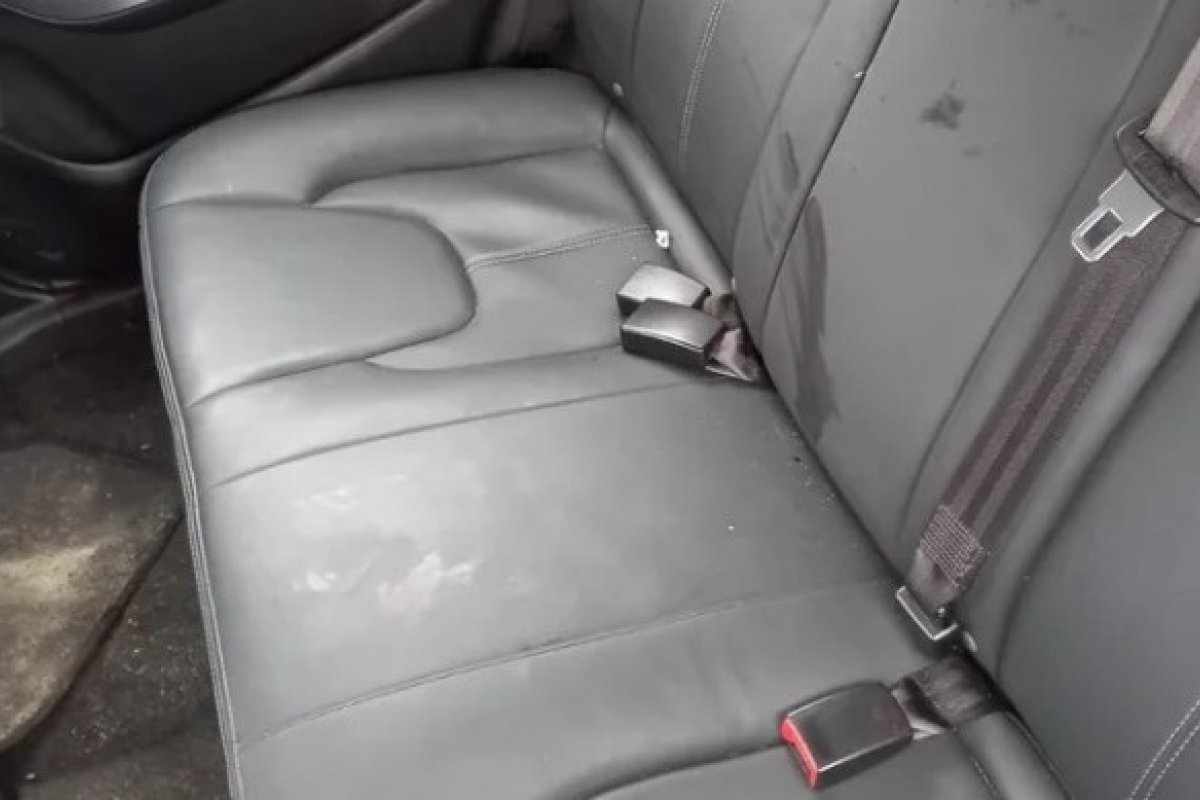 Dois italianos são baleados ao entrar por engano no Complexo da Maré, no Rio