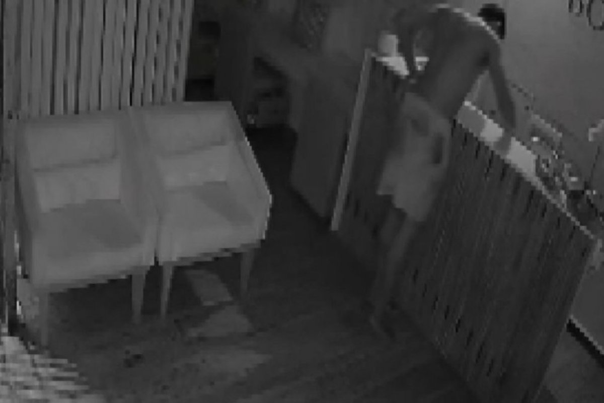 Homem é preso em flagrante por suspeita de arrombar uma clínica no bairro da Pituba