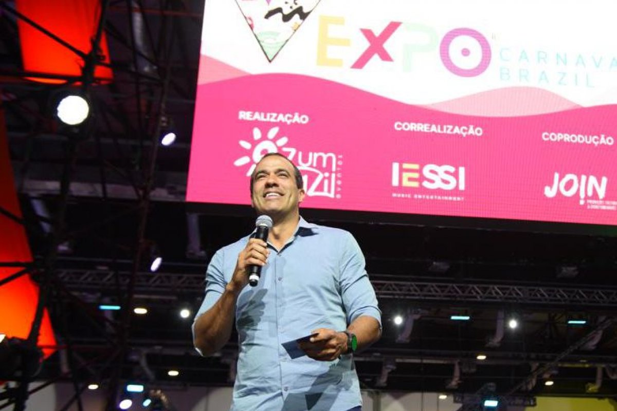 'Eu tenho certeza que o nosso candidato é muito melhor que o adversário', diz Bruno Reis sobre Neto