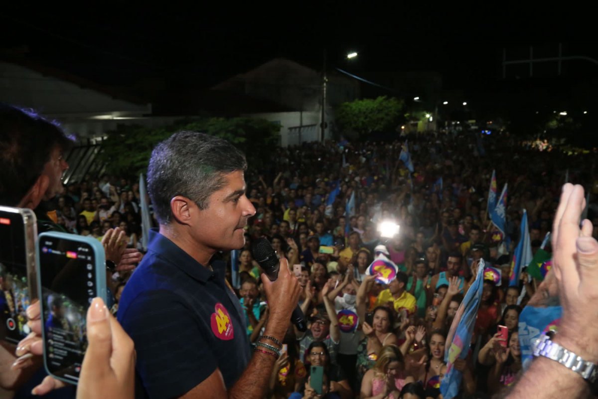 ACM Neto promete construir campus da UNEB em Macaúbas, se for eleito governador da Bahia