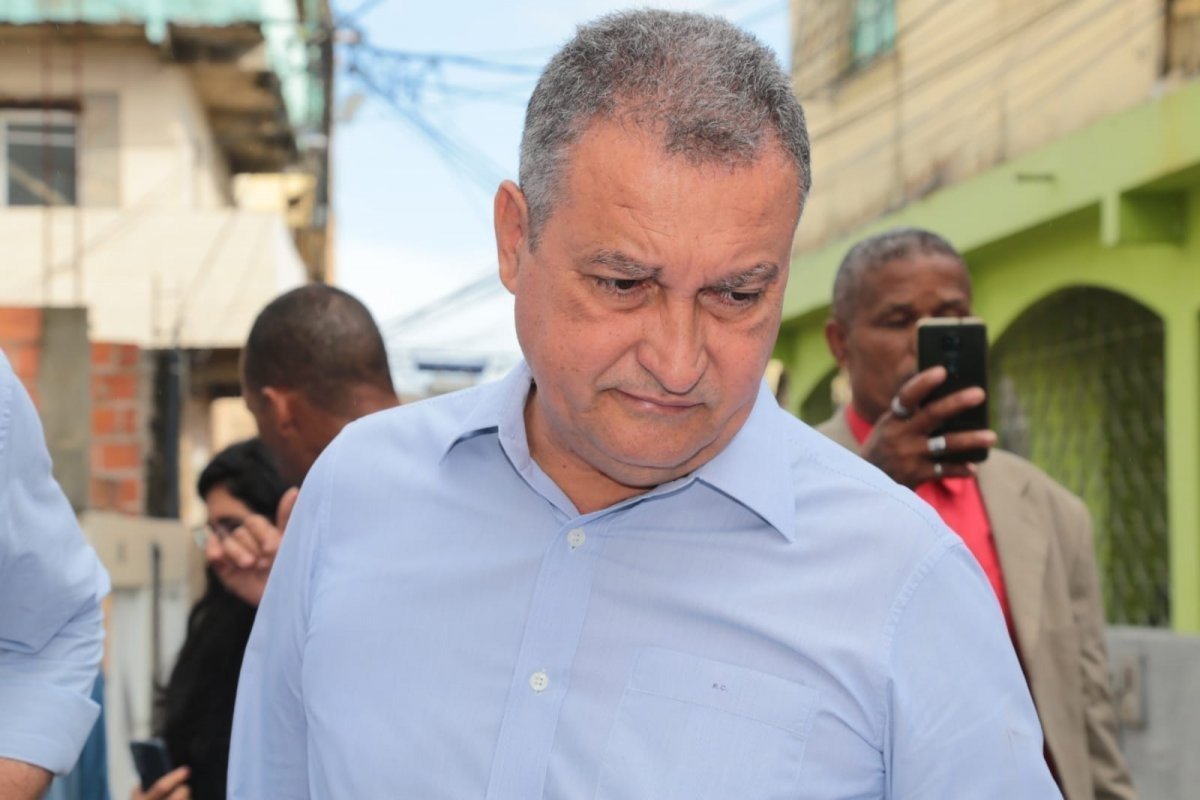 Rui Costa vira alvo de dossiê após compra de apartamento de alto luxo, diz Veja