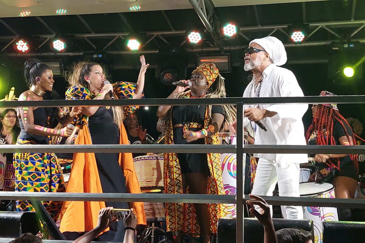 Show de estreia das Timbaladies lota o Centro de Convenções da Bahia!