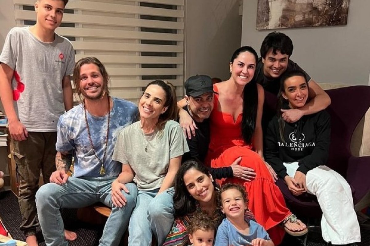 Em família: Wanessa Camargo leva Dado Dolabella para aniversário de irmã