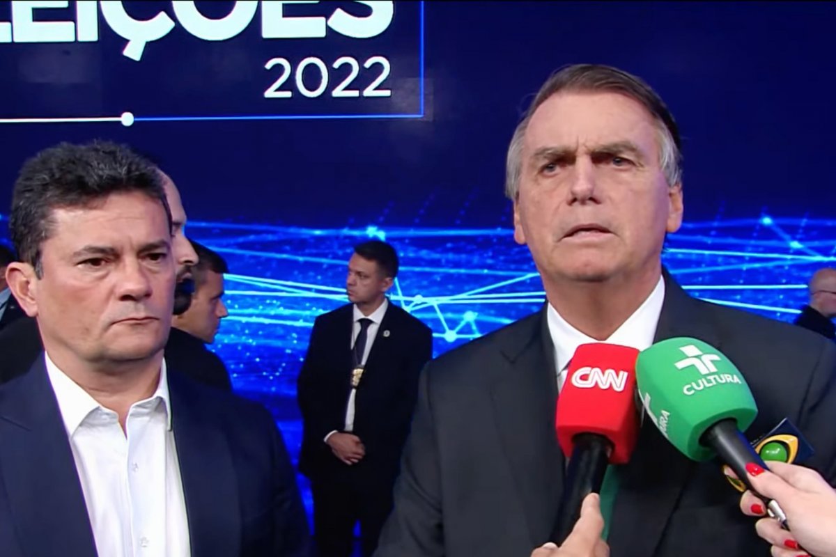'Moro, você foi dez', diz Bolsonaro a Moro após debate na Band