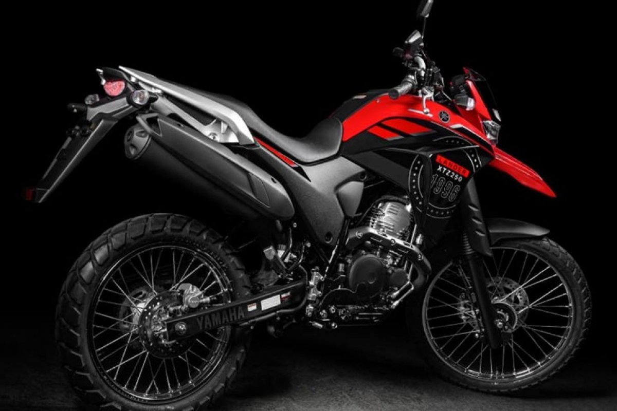 Yamaha Lander chega à linha 2023 com novos adesivos e mesmo motor 250cc