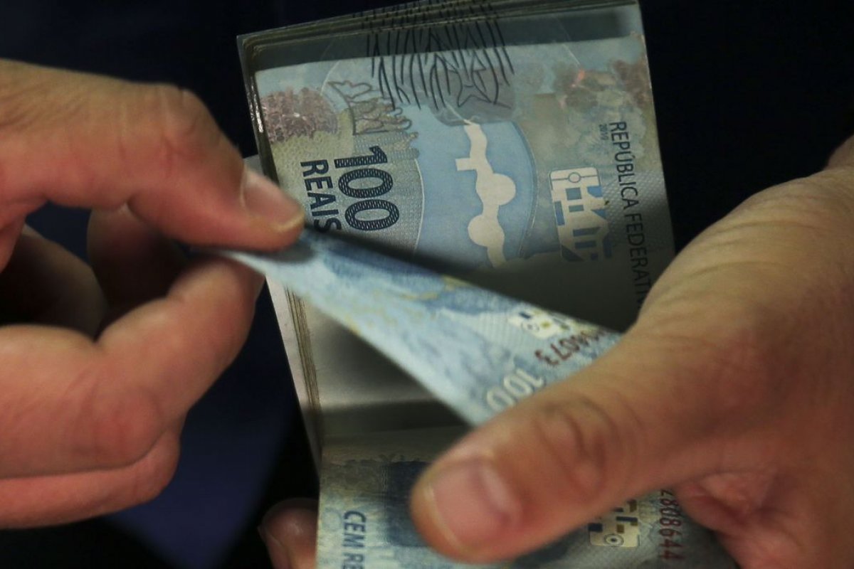 IGP-10 registra deflação de 1,04%, aponta FGV