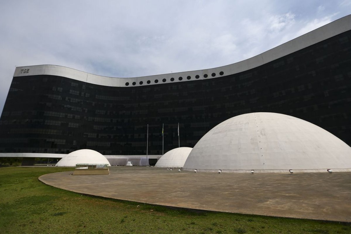 TSE restringe cobertura eleitoral de emissora de TV Jovem Pan