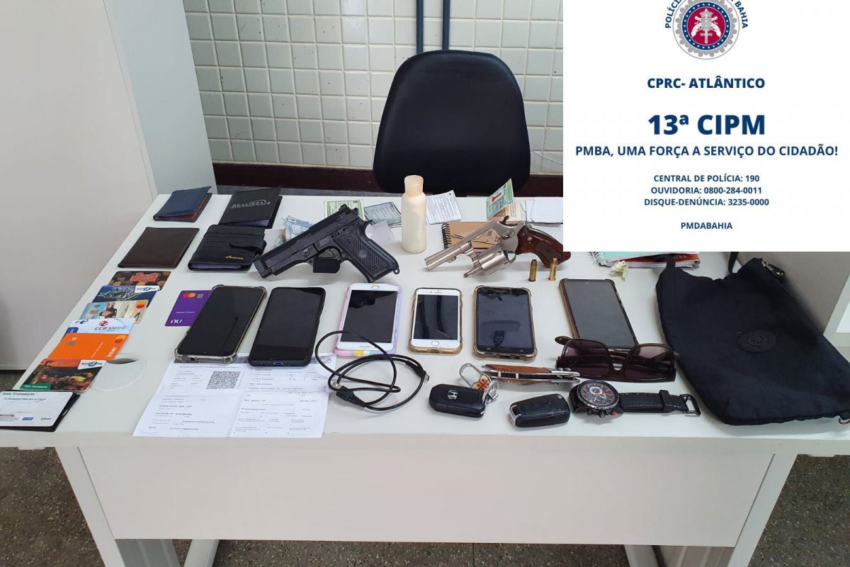 Polícia Militar prende dupla em flagrante após roubos em Salvador