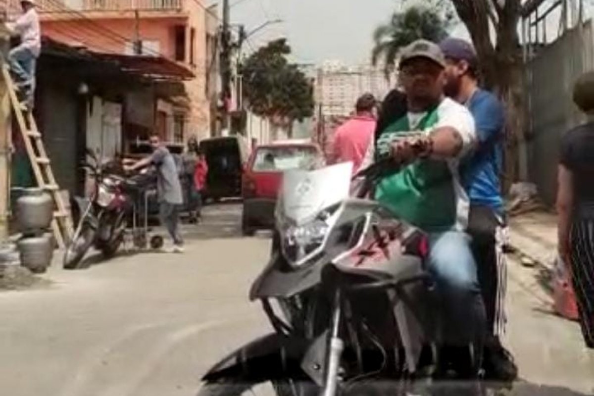 Vídeo: Homem envolvido em suposto atentado contra Tarcísio, em SP, aparece morto em imagens