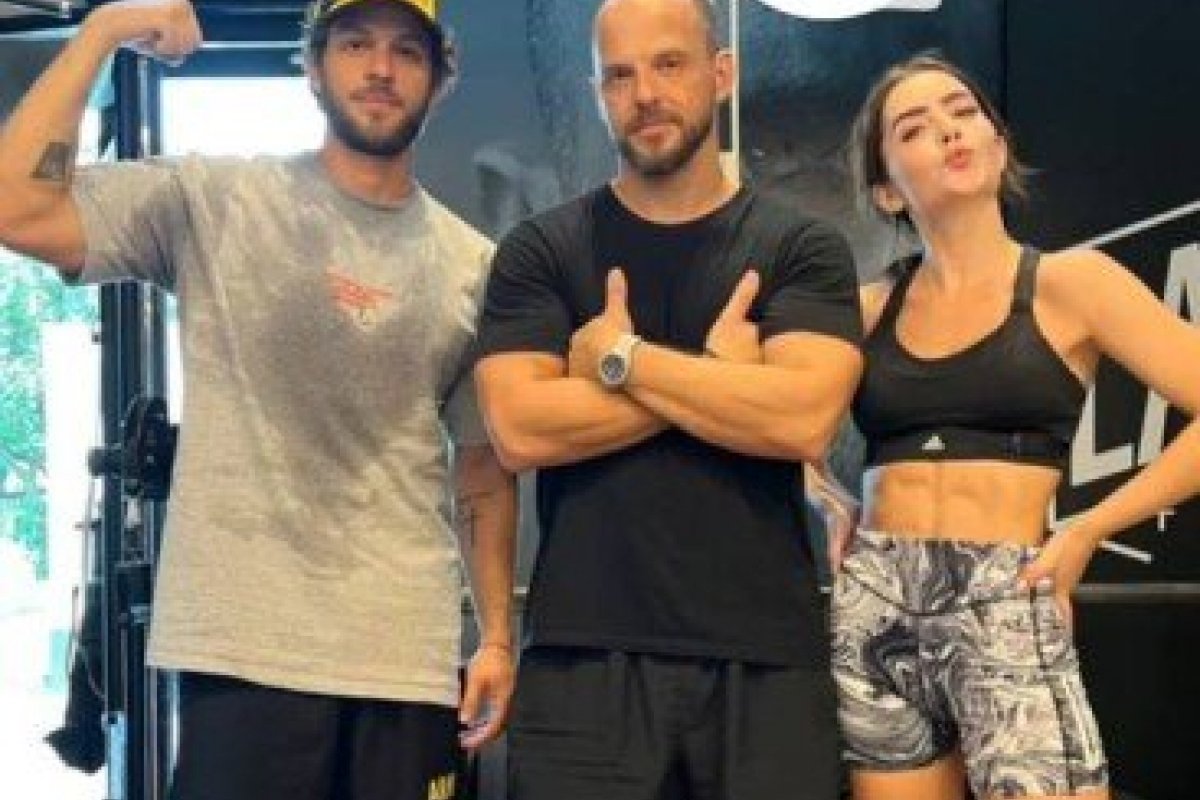 Jade Picon e Chay Suede treinam juntos em academia!