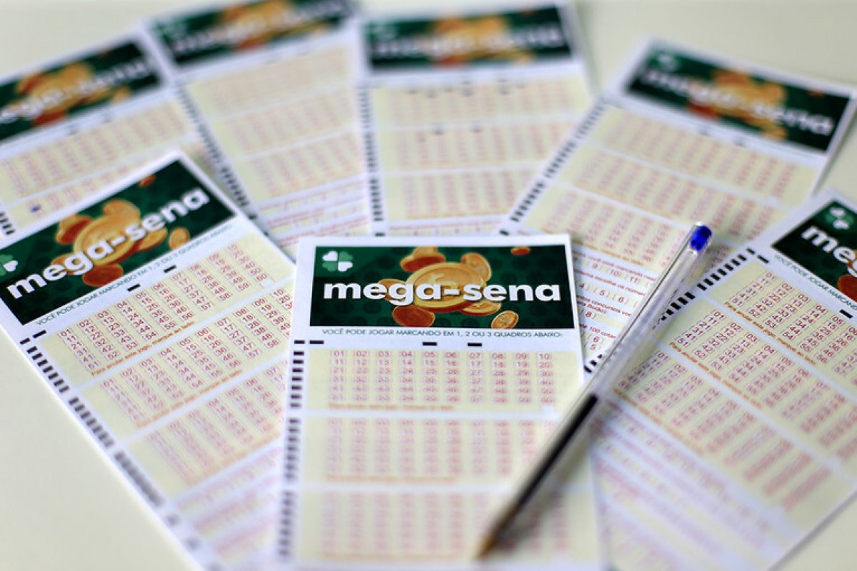 Prêmio da Mega-Sena acumula e pode pagar R$ 100 milhões no próximo concurso