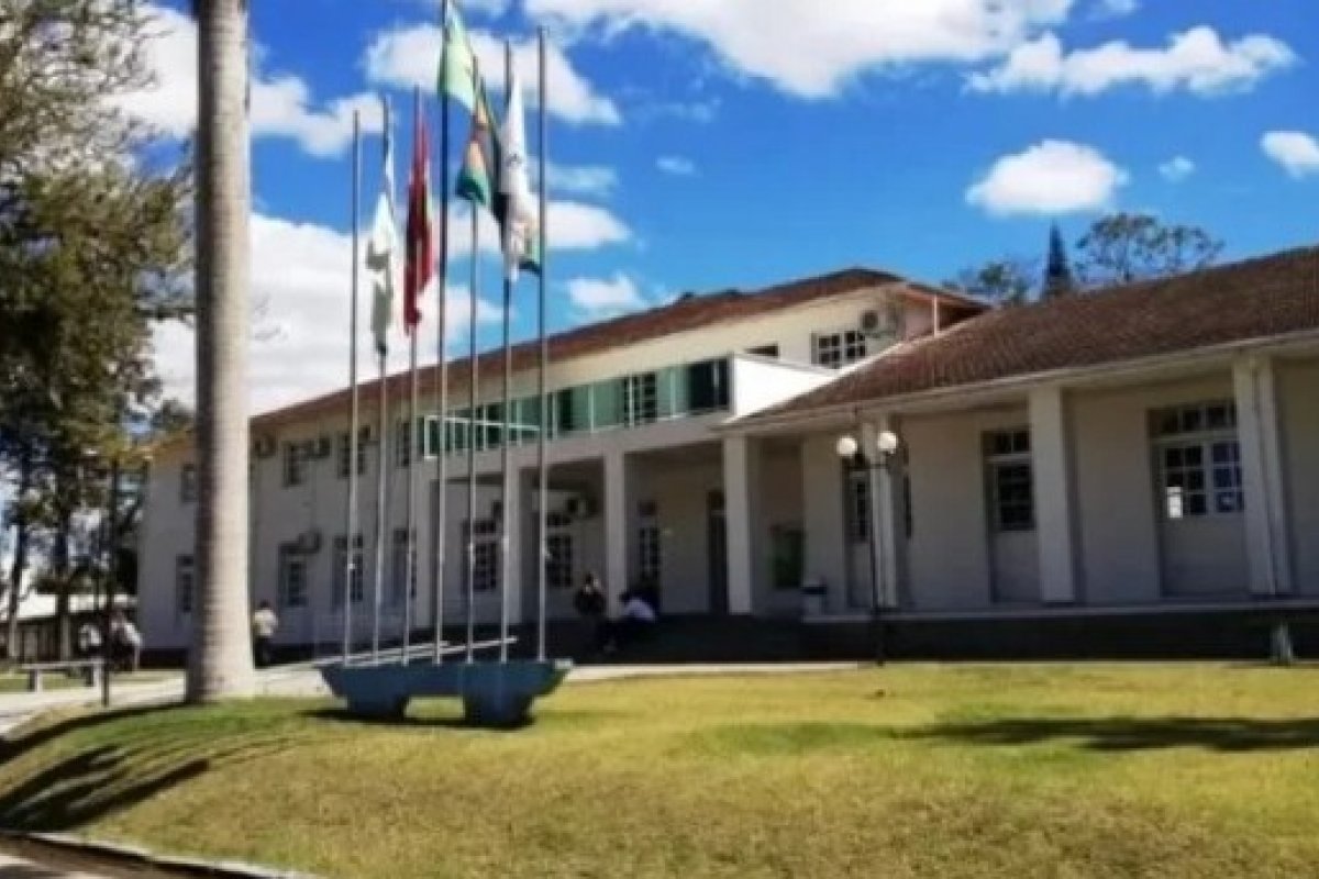 Alunos de instituto federal terão alimentação suspensa por falta de verbas