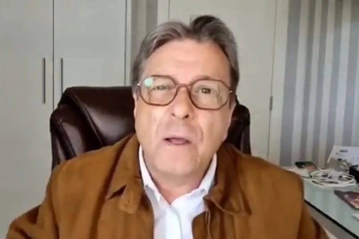 Vídeo: Deputado diz que alunos de universidade federal merecem ser queimados vivos