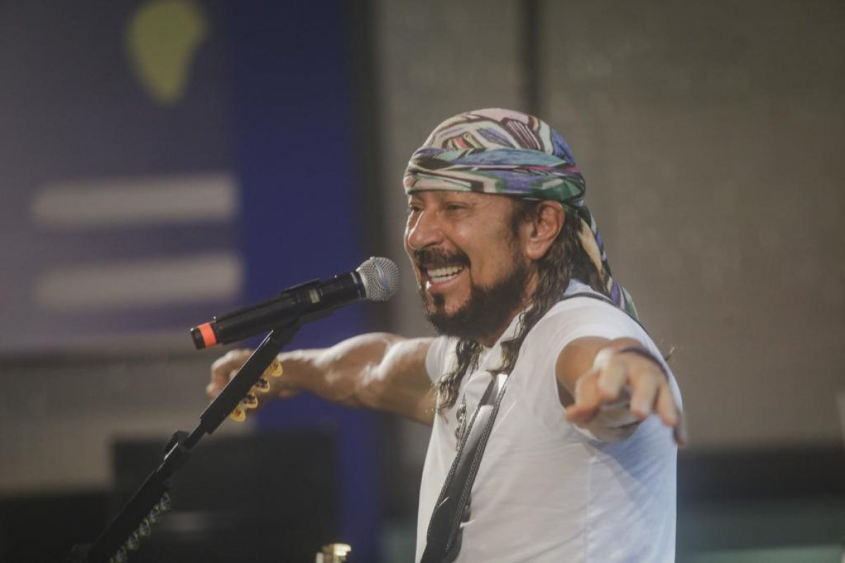 Bell Marques e É o Tchan comandando o Baile Barra Ondina no Clube Espanhol!