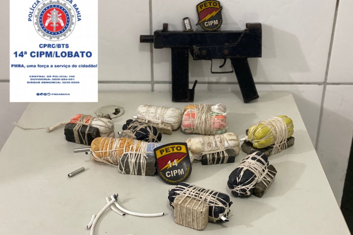 Explosivos e submetralhadora são encontradas no bairro do Lobato, em Salvador