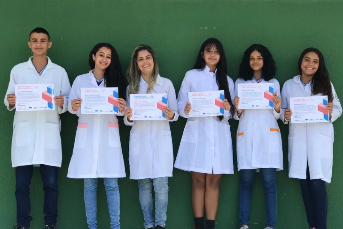 Alunos baianos chegam à final de competição global de cidadania corporativa