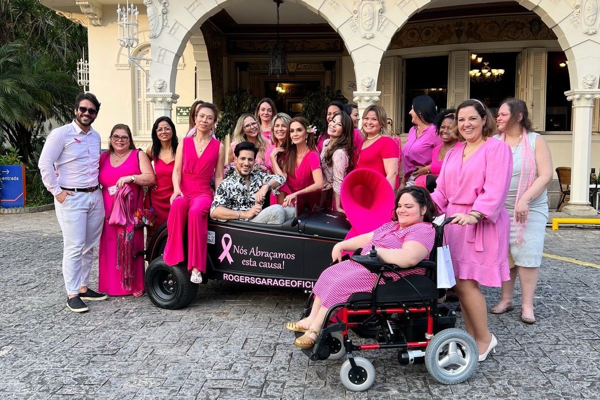 Claudia Métne realiza evento Outubro Rosa para os 365 dias do ano!