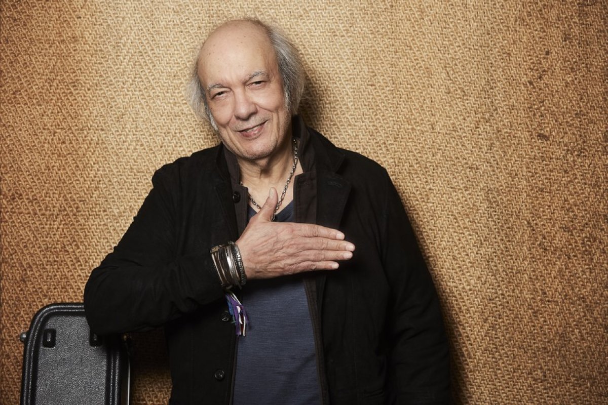 Erasmo Carlos está internado com quadro de saúde delicado, diz jornal