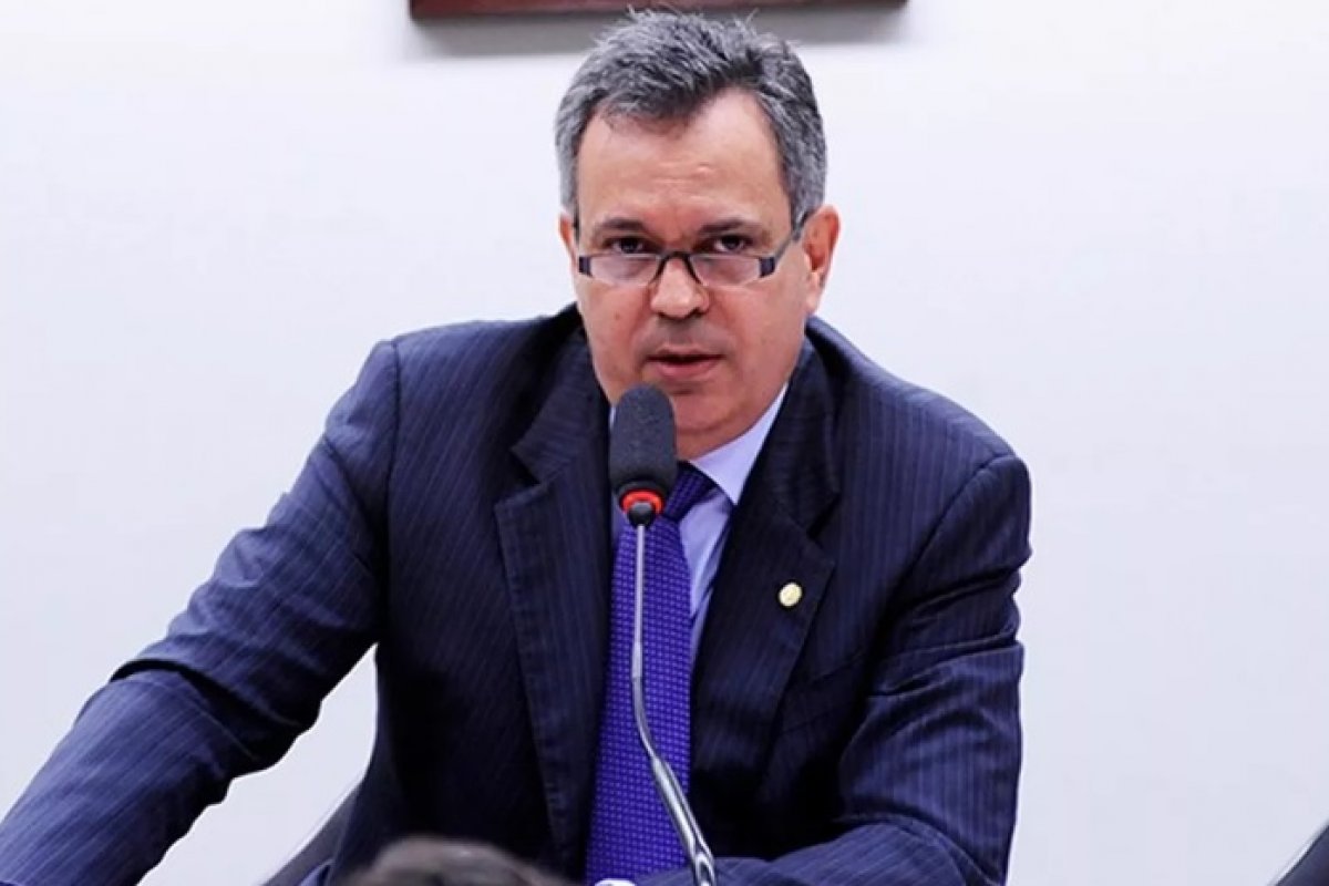Félix Mendonça diz que vai entrar com pedido de intervenção federal na Segurança Pública da Bahia