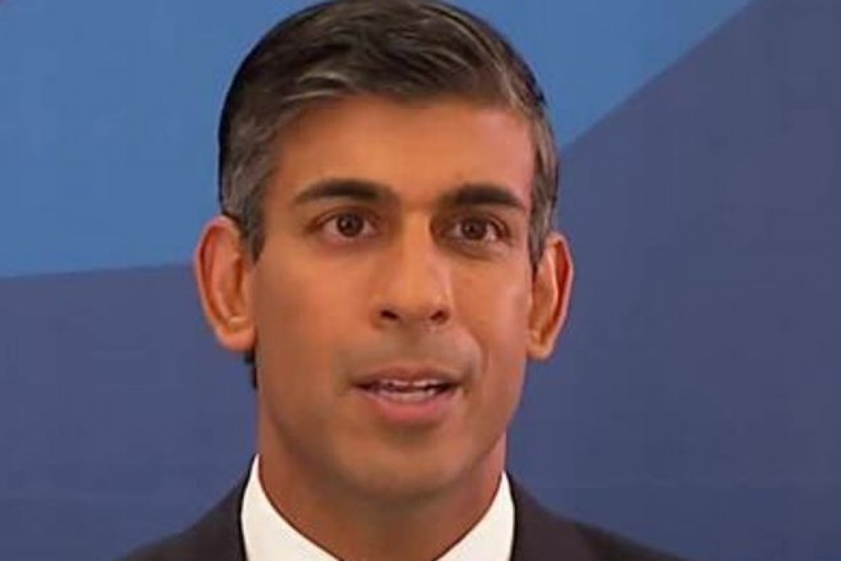 Fortuna do primeiro-ministro do Reino Unido é maior que o da família real, aponta levantamento