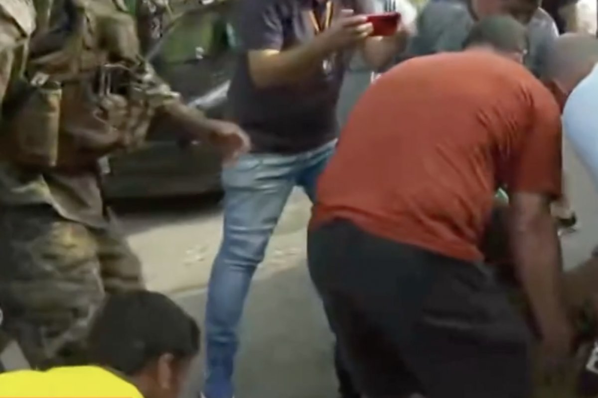 Homem que agrediu cinegrafista é indiciado por lesão corporal