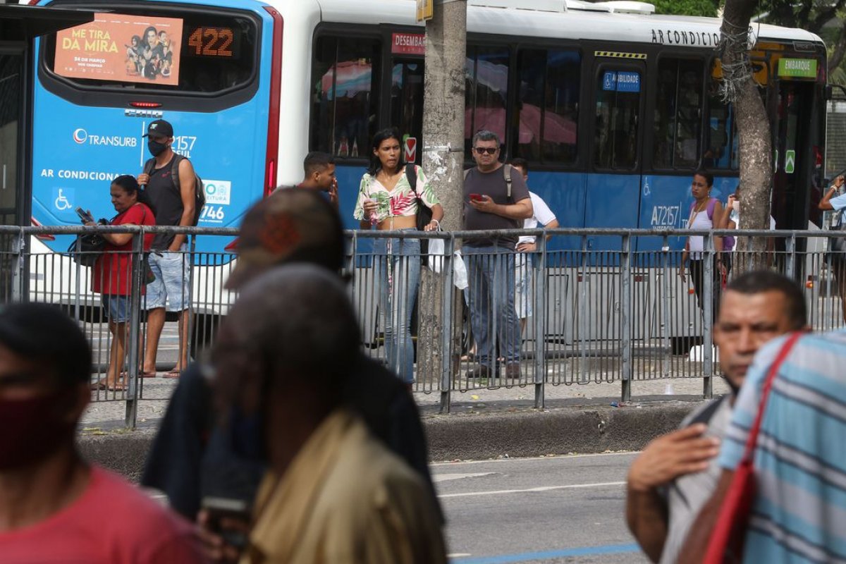 TSE autoriza passe livre e proíbe redução da frota no segundo turno das eleições 2022