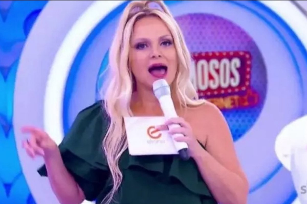 Eliana ganha festa de aniversário e telespectadores comparam seu penteado a um yorkshire