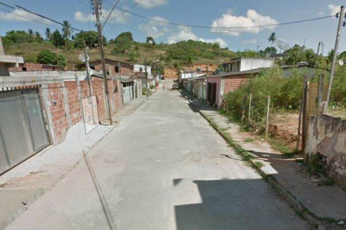 Homem é encontrado morto dentro de casa em Simões Filho, na Bahia